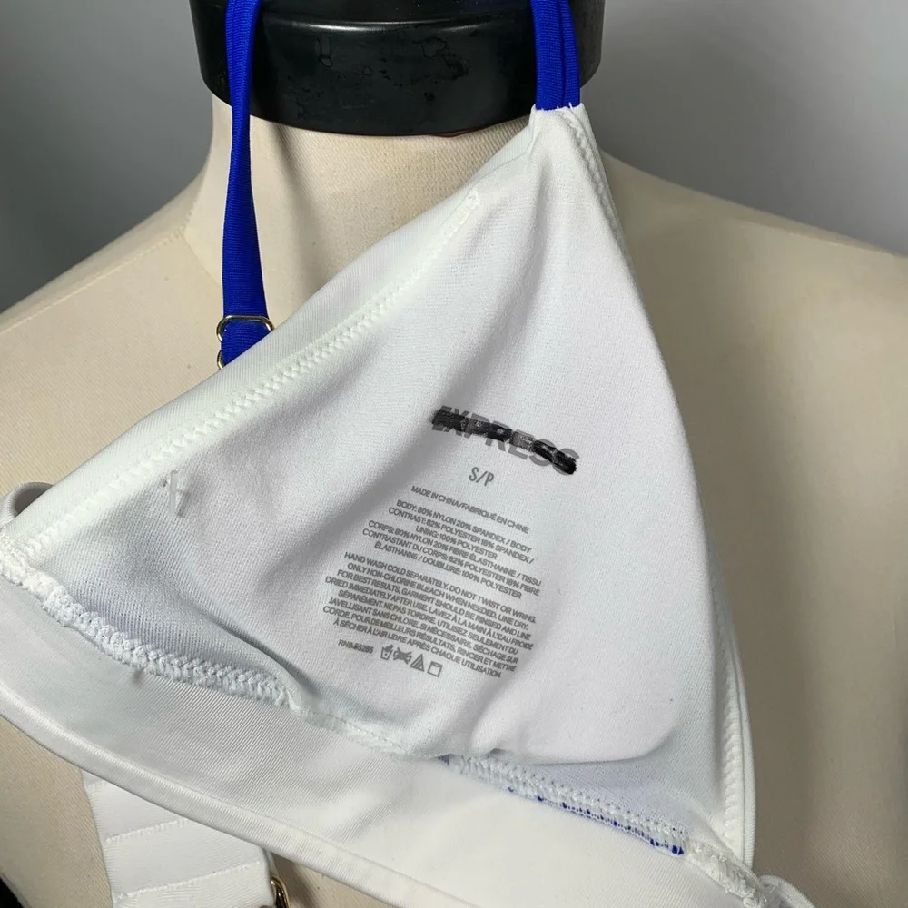 Express ColorBlock Triangle‎ Bikini Top - Picture 4 of 7